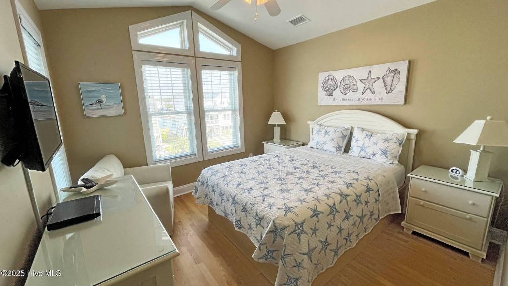 Oceanfront Holden Beach Large Luxury - Interior 4