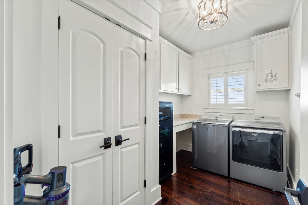 Beachfront Paradise - Interior 2