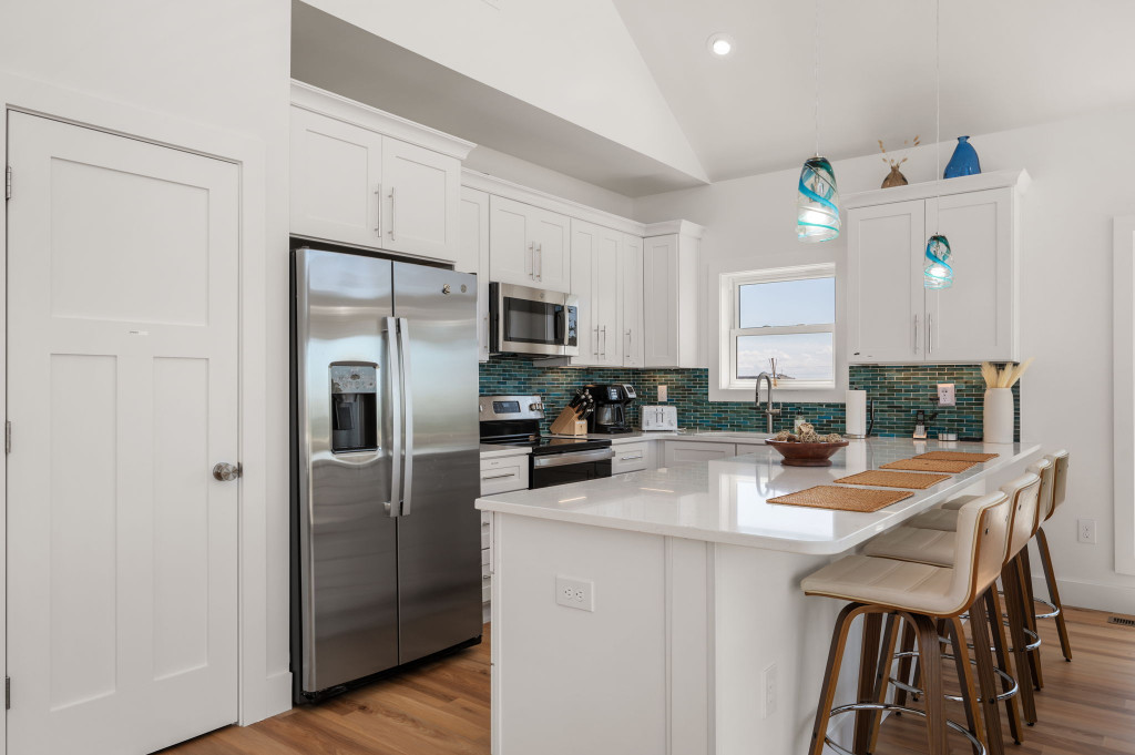 Turquoise Beach House in South Nags Head - Interior 1