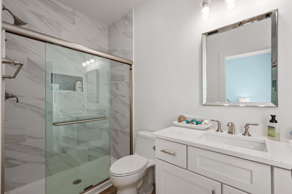 Turquoise Beach House in South Nags Head - Interior 3