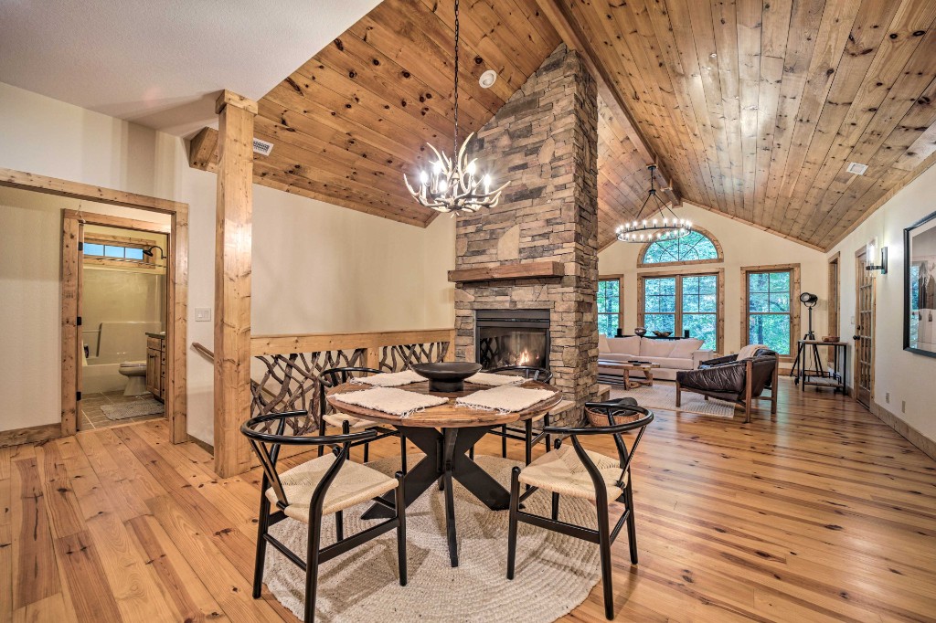 Western North Carolina Chalet w/ Game Room & Decks - Photo 7