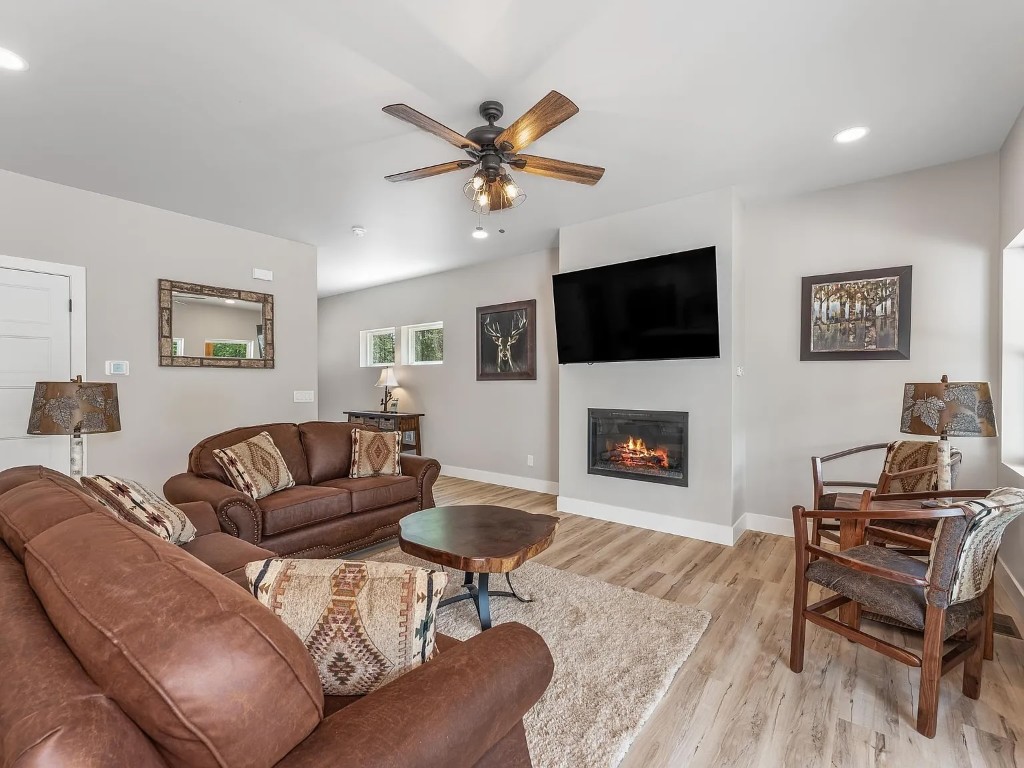 Co-Own a Northwoods Lake Retreat in Eagle River, WI — 6 Shares Available, Plum Managed - Interior 5